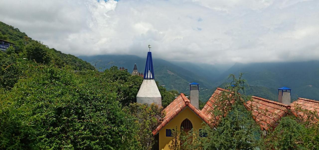 Moose & Squirrel Bed and Breakfast Renai Εξωτερικό φωτογραφία