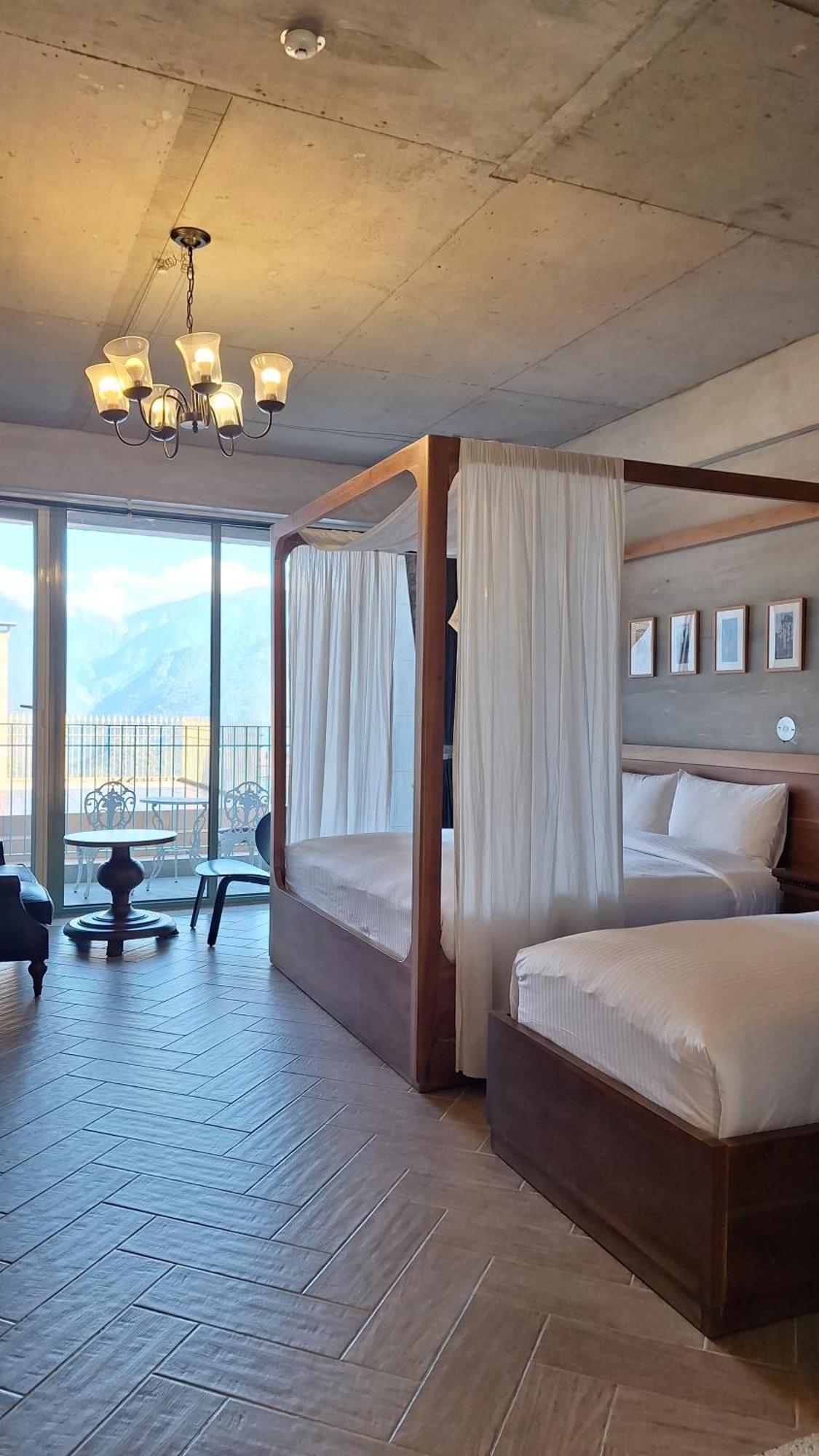 Moose & Squirrel Bed and Breakfast Renai Εξωτερικό φωτογραφία