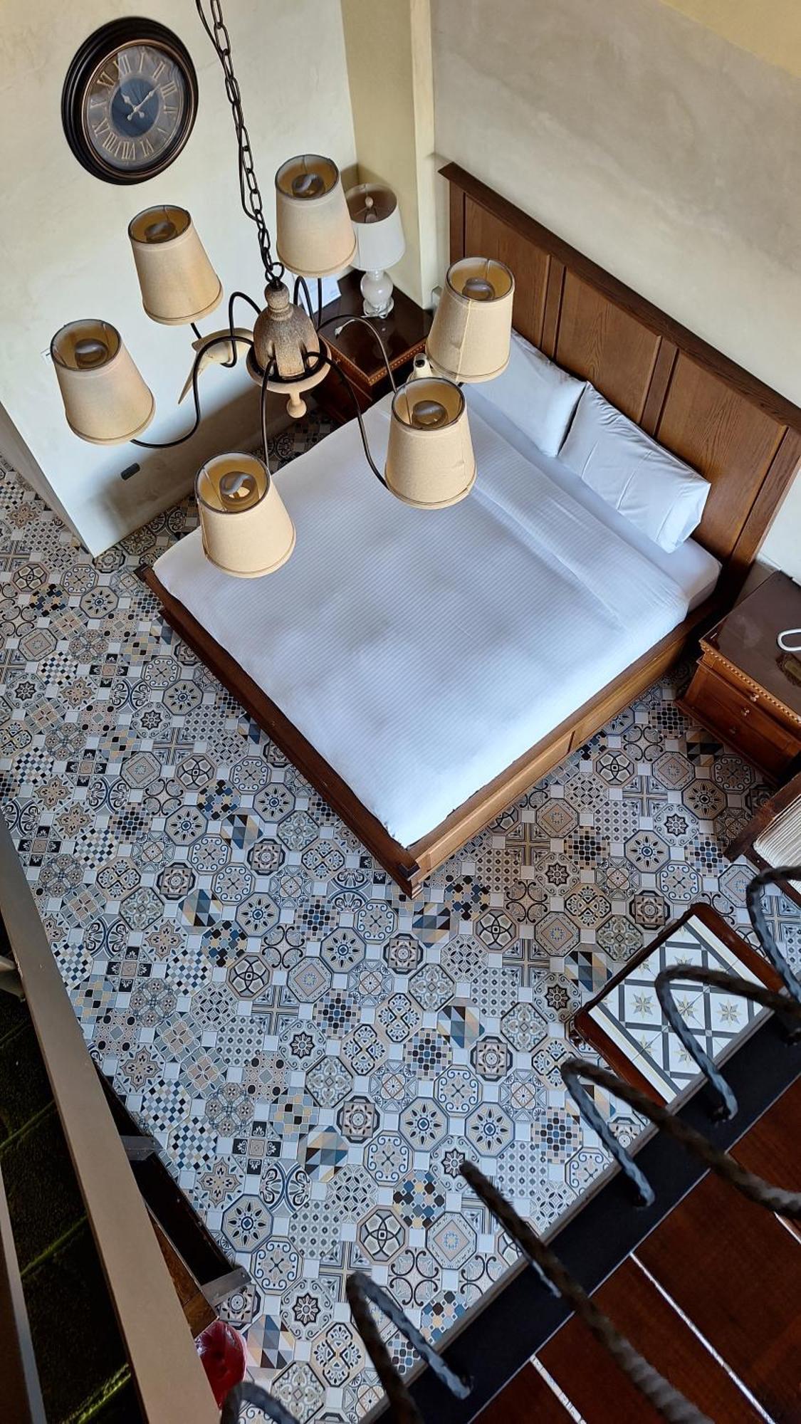 Moose & Squirrel Bed and Breakfast Renai Εξωτερικό φωτογραφία