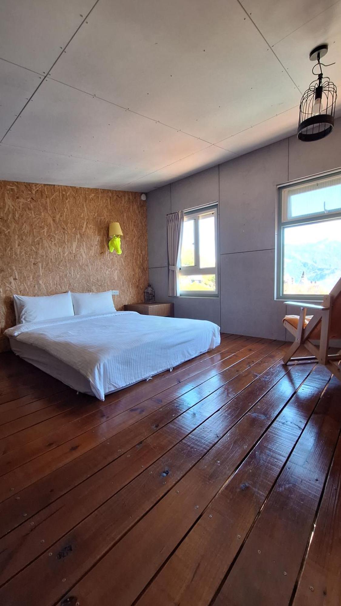 Moose & Squirrel Bed and Breakfast Renai Εξωτερικό φωτογραφία
