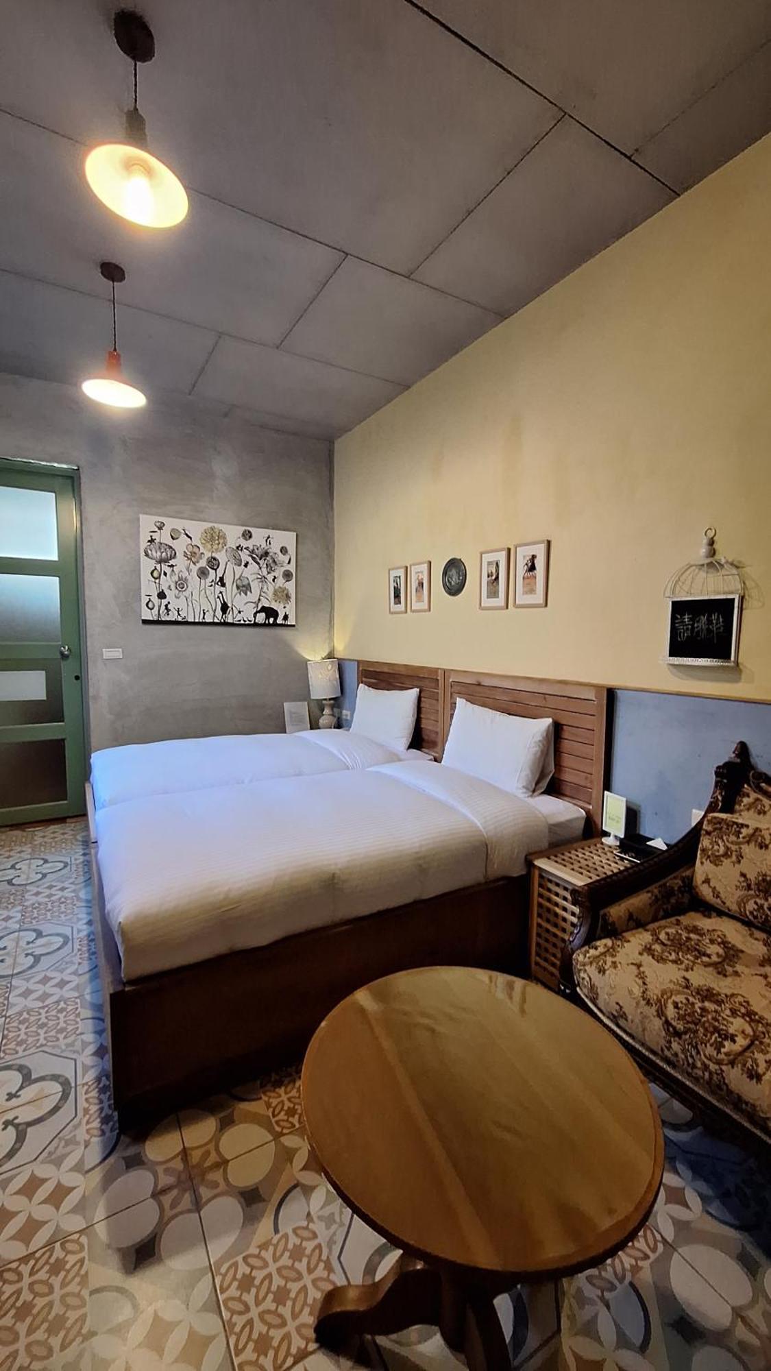 Moose & Squirrel Bed and Breakfast Renai Εξωτερικό φωτογραφία
