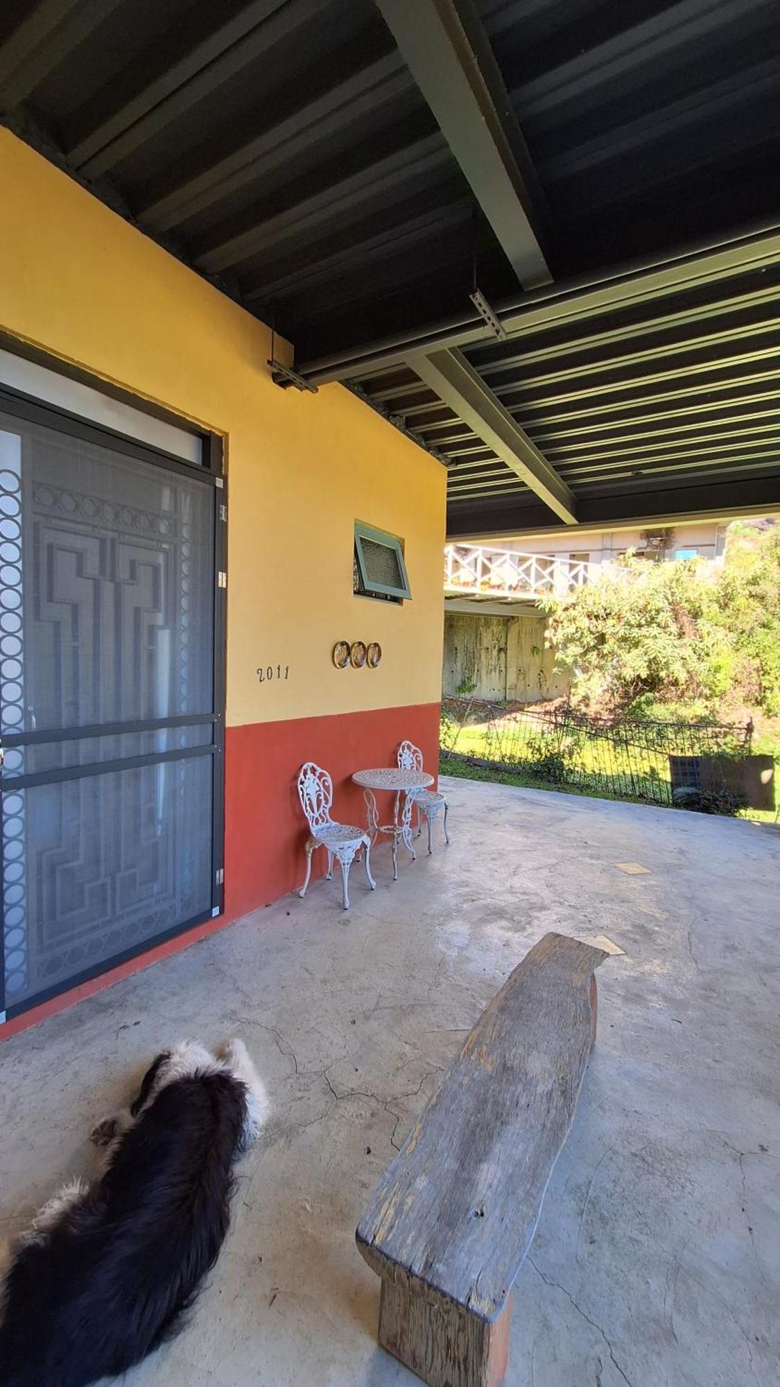 Moose & Squirrel Bed and Breakfast Renai Εξωτερικό φωτογραφία